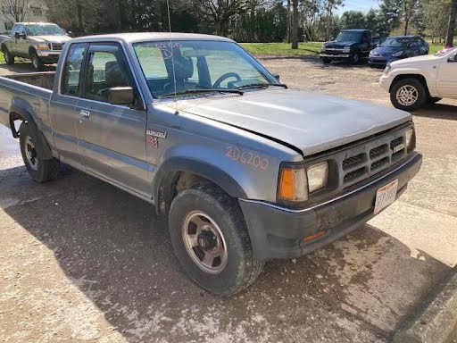 1991 - MAZDA PICKUP-B2600 - Used - Seat Belt Front - Buckle - Drivers And Passenger Side