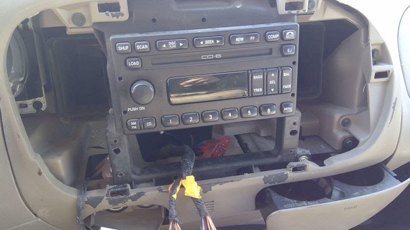 2003 FORD TRUCK-F150 Used Radio/CD (see also A/C Control or TV Screen)  AM-FM-CD (6 disc, in dash), ID 3L3T-18C815-BA