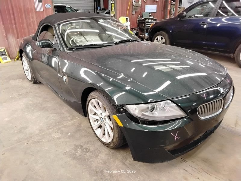 2008 BMW Z4	Transmission Used AT, (3.0L, 6 speed), i model (215HP)( Liftgate And redelivery Charges )