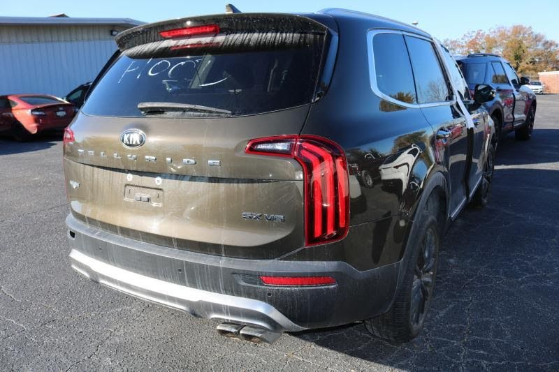 2021 KIA TELLURIDE	Hub Used rear, FWD