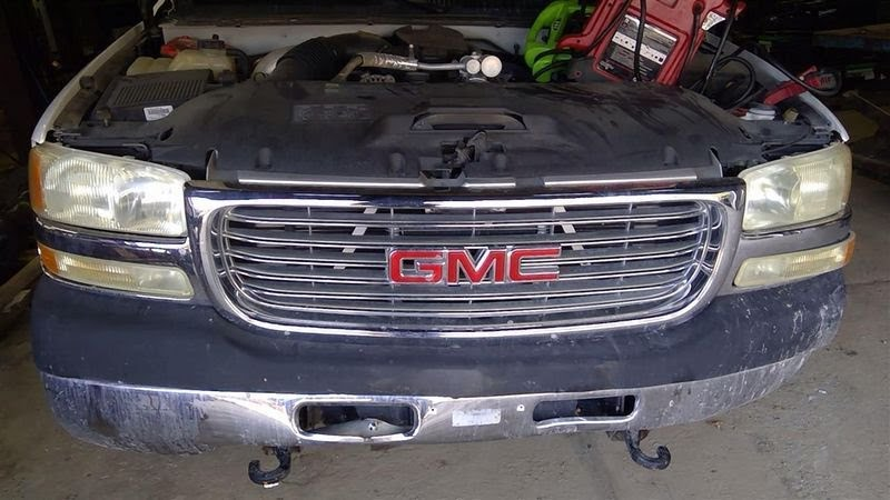 2002 GMC TRUCK-SIERRA 2500 Used  Grille - 2500 HD
