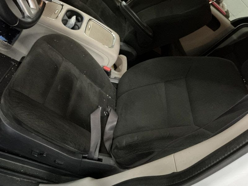 2012 DODGE CARAVAN Used Seat Front Electric (bucket), (with air bag), cloth, electric, LH, adjustable lumbar  (Black )
