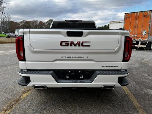2023 CHEVY TRUCK-SILVERADO 1500 Used  Bumper Assy (Rear) includes cover dual exhaust (opt N10), side obstacle detection (opt UKC), painted - White