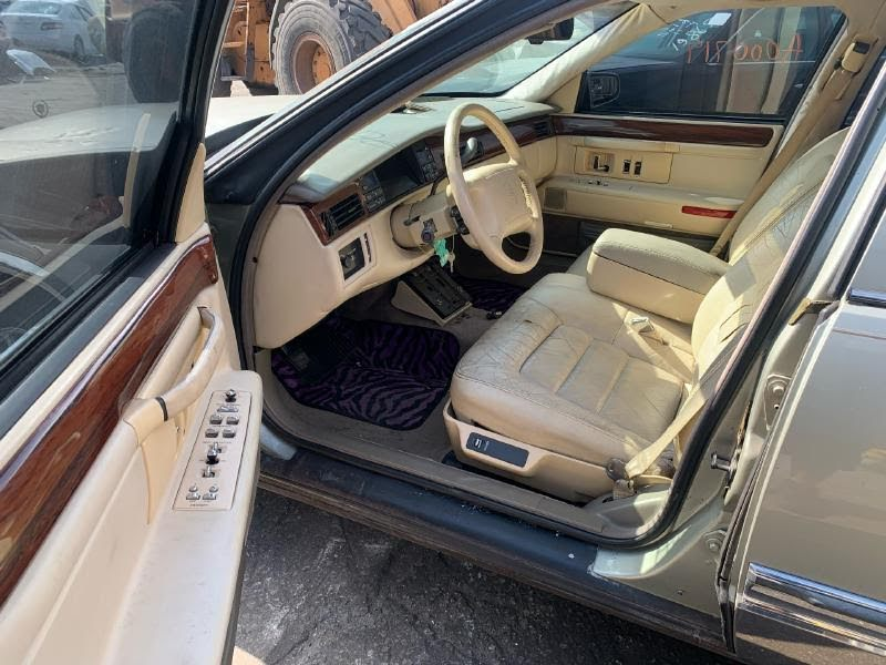 1996 CADILLAC DEVILLE Used Speedometer (see also Instr. Cluster)	cluster), non-heated windshield