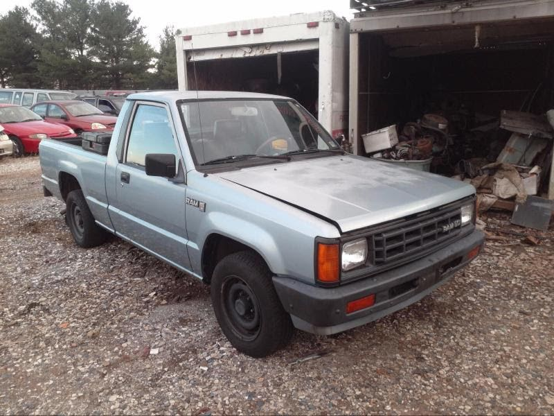 1988 Dodge - Truck-D50 - Brake Booster  4X2