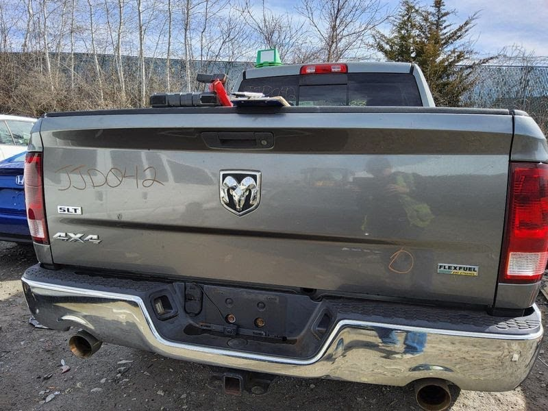 2012 DODGE TRUCK-3500 Used Tailgate/Trunk Lid	(pickup), w/o rear view camera -  Mineral Gray Metallic