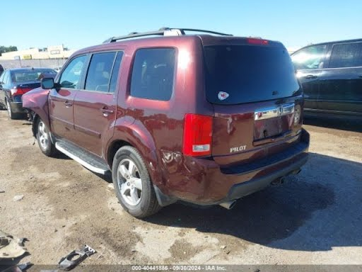 2011 Honda - Pilot Used  Center Console Lid floor, EX-L (leather), w/o rear entertainment system Color - Black