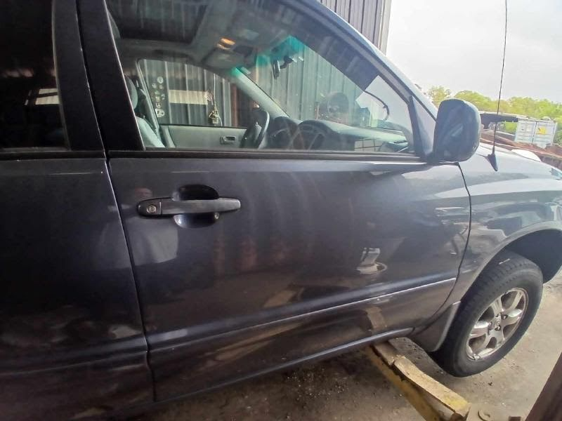 2004 TOYOTA HIGHLANDER Used Charcoal Canister  2.4L; base model; (4 cyl) - P/N- 77740-48120