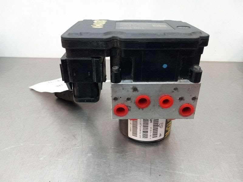 2014  Jeep Wrangler Used  Anti-Lock Brake Pump 3.6L V6 DOHC 24V FFV