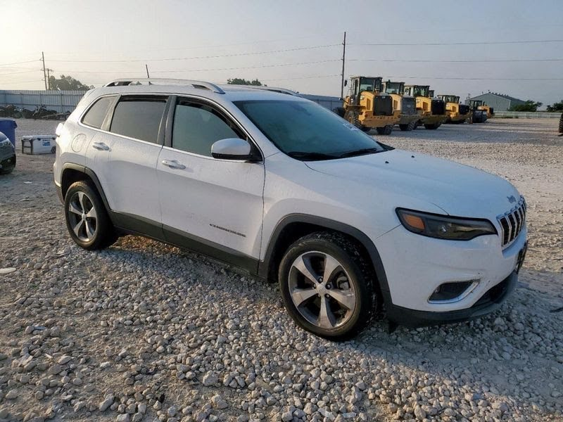 2019 Jeep Cherokee Used Engine Assembly  2.0L (VIN N, 8th digit), one piece oil pan ( Please give us a call before making the payment )