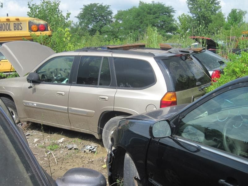 2004 GMC Truck-Envoy Used Engine Oil Cooler