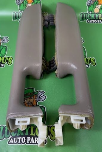 2000 GMC TRUCK-SIERRA 1500 Used Armrest door panel LH & RH