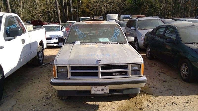 1989 DODGE DAKOTA Used Fuel Pump 3.9L V-6
