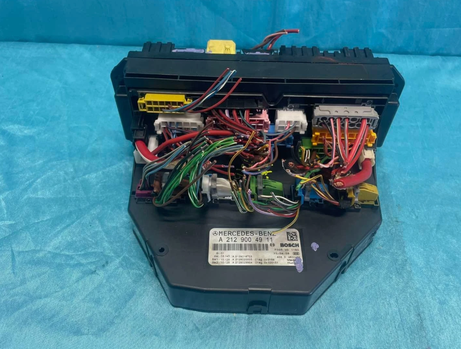 2009 MERCEDES C CLASS Used Fused Realy Box Module