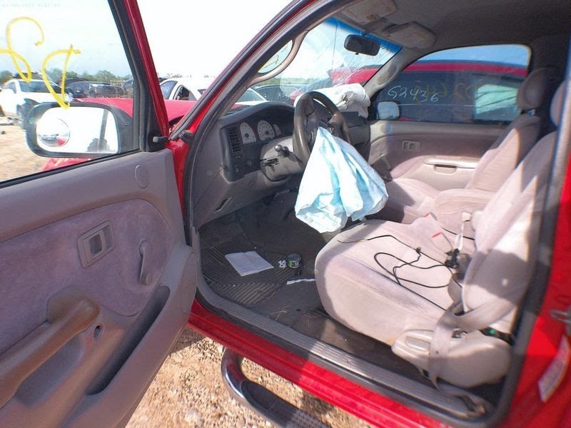 2003 TOYOTA TACOMA Used Seat Front  bucket, (without air bag), (cloth), (manual), LH, sport package COLOR ; Gry Cloth