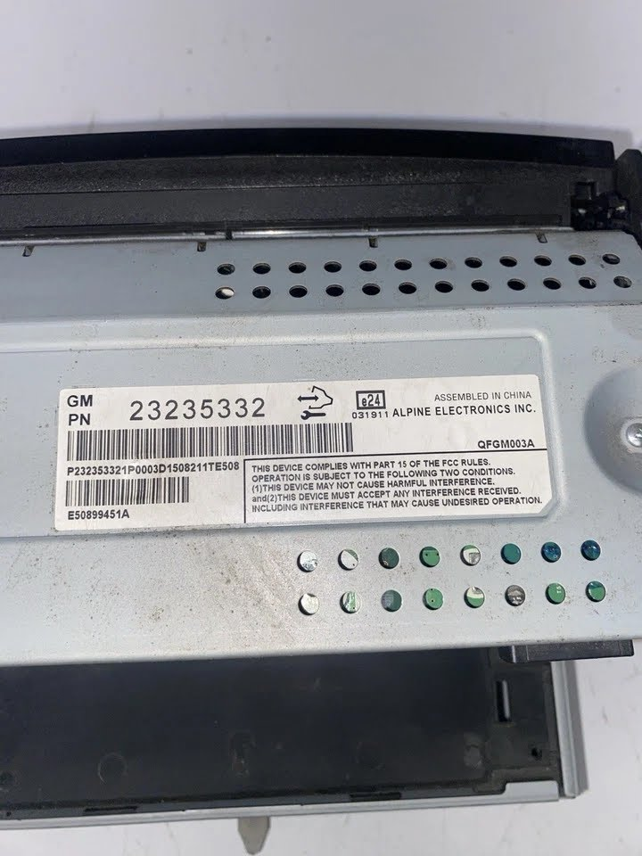 2014 CHEVY MALIBU Used CD Player/Radio - P/N - 23235332