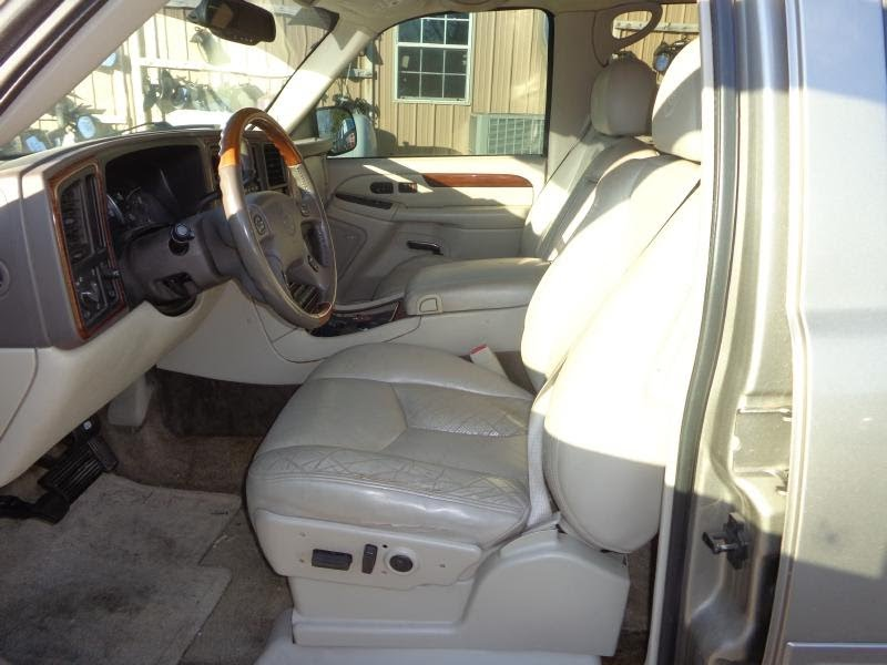 2005 CADILLAC ESCALADE Used Seat Front - (bucket), LH, (electric), (leather), (seat opt AN3)