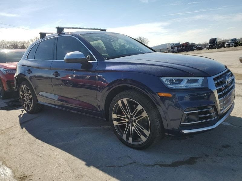 2018 AUDI SQ5 Used  Fender arch mouldiing  -  Right  (Blue)