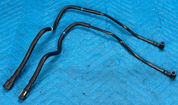 2014 TOYOTA LAND CRUISER Used Fuel Tank Return Tube Sub-Assembly - P/N 77204-60060