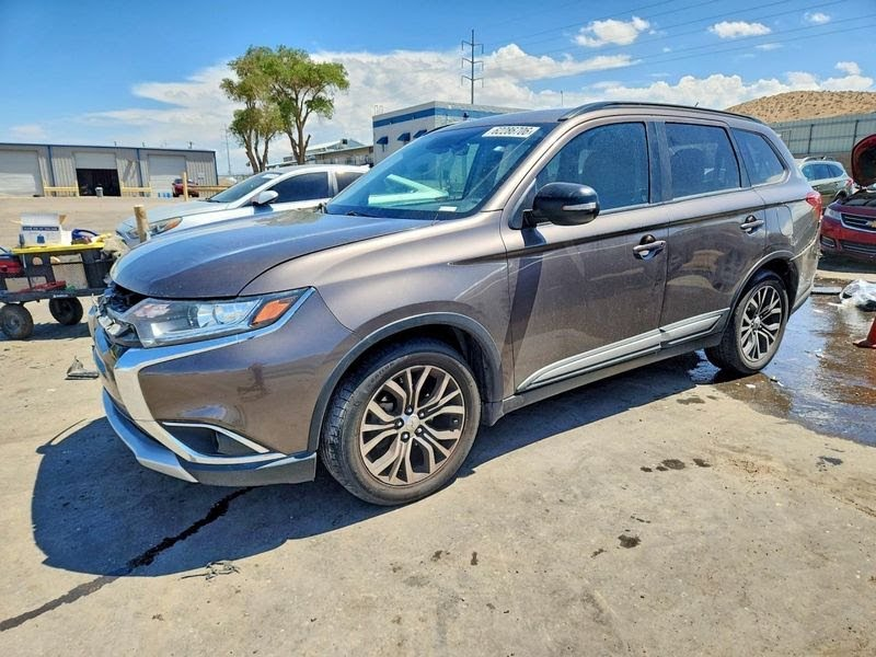 2020 MITSUBISHI OUTLANDER Used camera, windshield mounted #8638A211