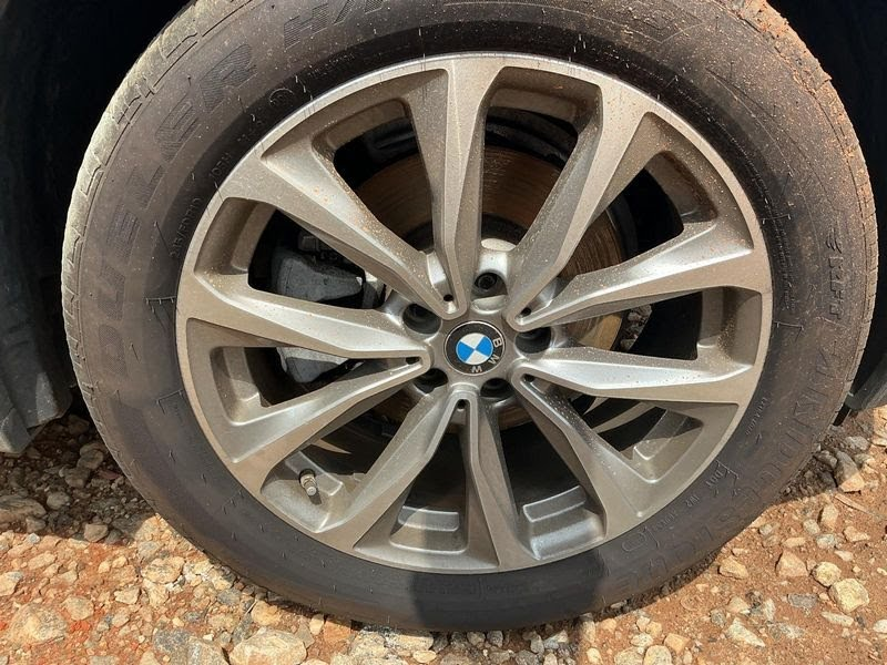 2018 BMW X3  Used  Wheel -- 19x7-1/2 (alloy, front or rear), 5 spoke, V spoke, wide spoke  (Set Of 4 Wheels )