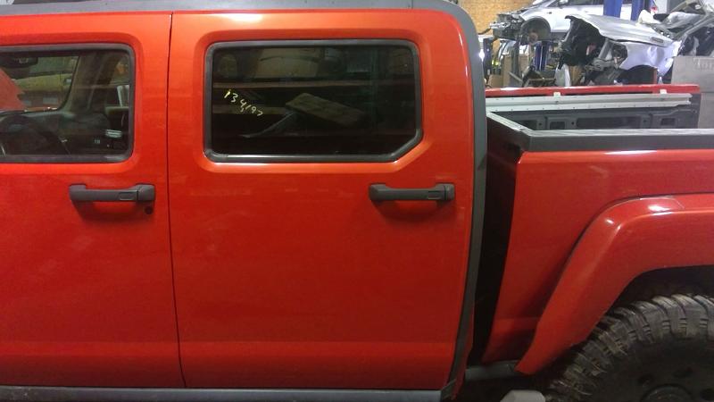 2010 HUMMER H3 Used Door Rear (side of vehicle) Pickup, LH