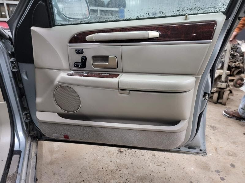 2006 LINCOLN OTHER - TOWN CAR Interior Trim Panel Door (Rear) .Rear Right Inner; Designer Series, Executive, Protection Series, Signature & Signature Limited; W/O LONG WHEEL BASE; stone