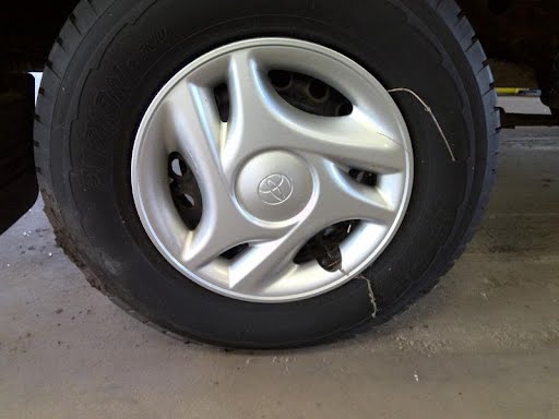 2006 TOYOTA TUNDRA Used Hub Cap/Wheel Cover