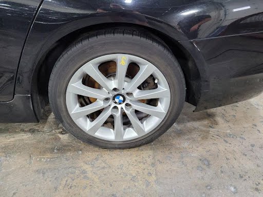 2016 - BMW 535I - Used - Wheel - 18x8 (alloy), 10 spoke (front and rear), V spoke design, narrow spoke edge