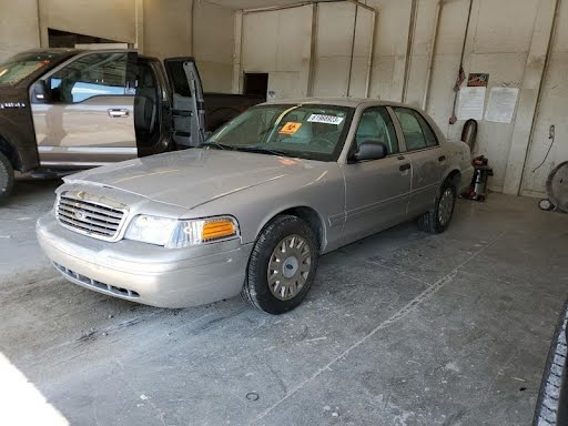 2004 - FORD CROWN VIC (1983 UP) - Used - Seat Front - bench, (split), w/o air bag; cloth, electric, LH - Note : 50/50 Split Seats