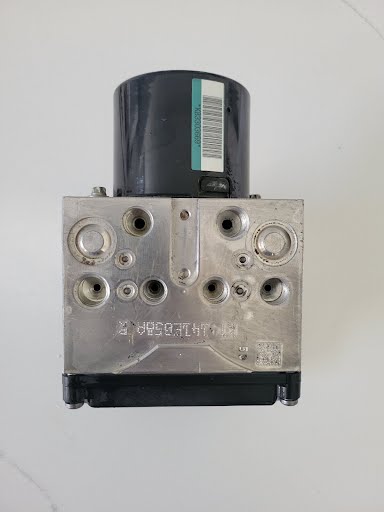 2018 - DODGE TRUCK-2500 SERIES (1994 UP) - Used - Anti-Lock Brake Computer - Anti Lock Brake Modulator - 68347098aB