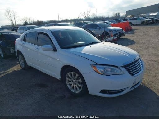 2015 - DODGE JOURNEY - Used - Alternator - (160 amp), 3.6L