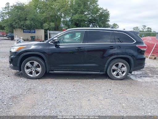 2017 - TOYOTA HIGHLANDER - Used - Wheel - 19x7-1/2 (alloy), 5 spoke (chrome), bright chrome