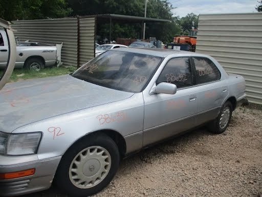 1991 - LEXUS LS400 - used - A/C Compressor