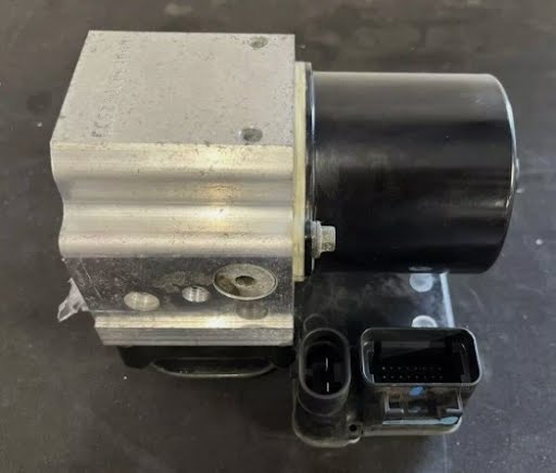 2005 - CHEVY SSR - Used - Anti Lock Brake Modulator