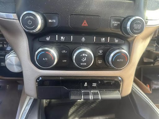 2019 - DODGE TRUCK-1500 (1994 UP) - used - AC Control/Heater (see also Radio or TV Screen) -  68356773AD