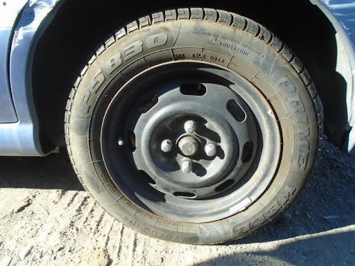 2004 KIA RIO Used Wheel 14x5-1/2, steel - Quantity 2