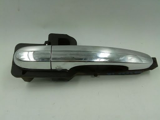 2012 - KIA SORENTO - Used - Rear Door Handle Outside - (assembly), (door), rear, (chrome), LH