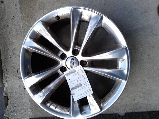 2016 - FORD TAURUS - Used - Wheel - 18x8 (TPMS), aluminum (5 split spokes)