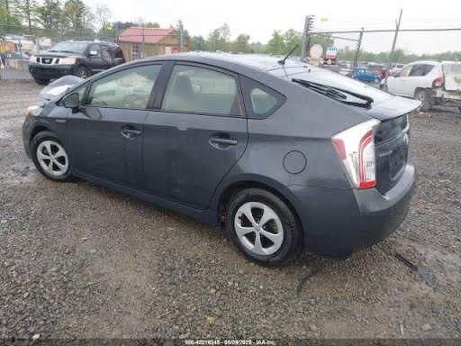 2015-TOYOTA PRIUS-Door Front-(electric windows), Prius (VIN DU, 7th and 8th digit), LH - Paint Code: 8V1 - Winter Gray Metallic