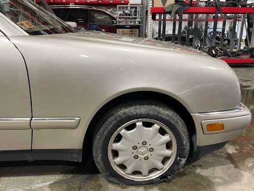 1999 - MERCEDES E CLASS - Used - Fender - 210 Type, E430 Right - GOLD