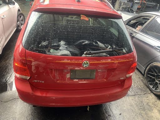 2014 - VOLKSWAGEN JETTA - used - Tail Light - SW LH