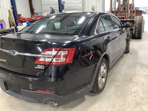 2016 - FORD TAURUS - used - Tail Light - w/o police package; quarter panel mounted, RH