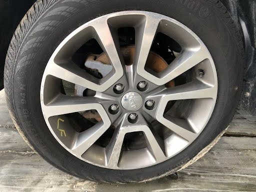 2016 JEEP COMPASS Used Wheel 18x7-1/2 (aluminum), (10 spoke), (machined finish with painted pockets)