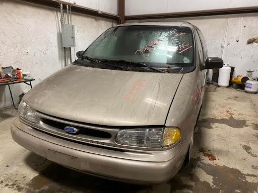 1995 - FORD WINDSTAR - Used - Headlight Assembly - LH with bracket