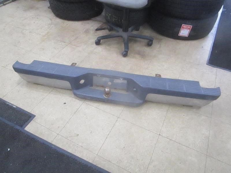 2001 FORD RANGER Used Bumper Assy (Rear) includes cover gasoline, (step bumper), Styleside, chrome