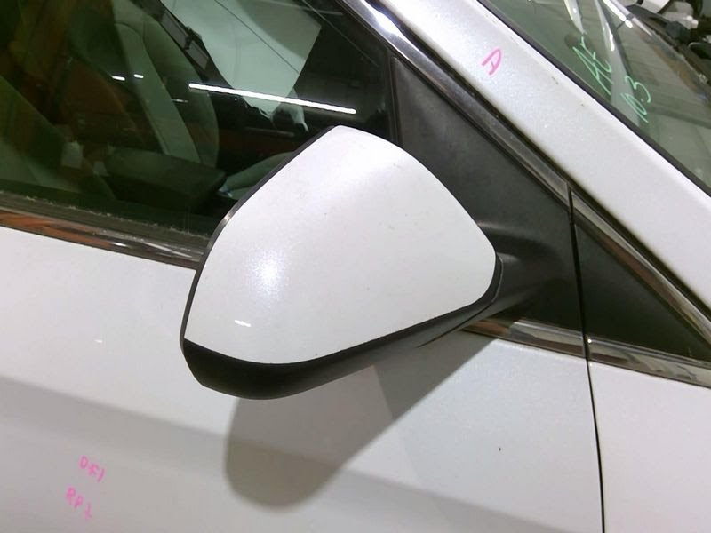 2015 HYUNDAI SONATA Used Mirror Door (power), VIN 2 (5th digit), w/o turn signal; RH - Paint code #W8 White