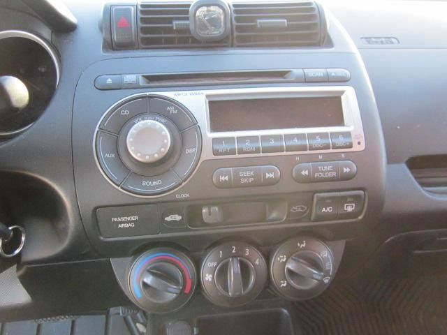 2008 HONDA FIT Used HONDA FIT Used Radio/CD (see also A/C Control or TV Screen) AM-FM-CD-MP3 (Sport)