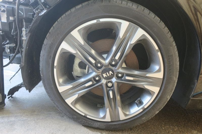 2023 KIA K5 Used Wheel 18x7-1/2 (alloy, machined face), gray