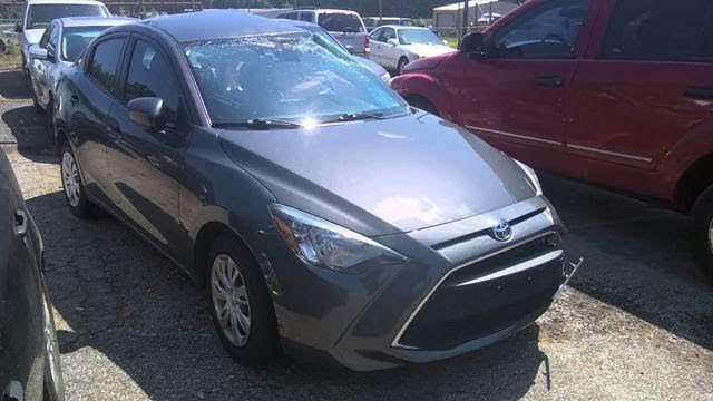 2019 TOYOTA YARIS Used Door Front (electric windows), Sedan, RH